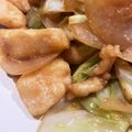クック7XE1N6☆'s cooksnap of when they made 豚肉小間肉と玉葱とキャベツの３点味噌炒め.