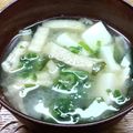 プルンバゴ's cooksnap of when they made 豆腐とわかめと油揚げの味噌汁.