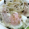 プルンバゴ's cooksnap of when they made 朝ごはんに。ガツガツ食べたい目玉焼き丼✨.