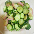 ももゆみ1230's cooksnap of when they made きゅうりとかまぼこのごま和え.