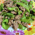 クックＦ8ＪＷ40☆'s cooksnap of when they made 簡単☆ピーマンと牛肉の甘辛炒め.