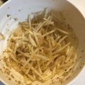 め〜☆☆'s cooksnap of when they made レンチンだけで、ピリウマもやし.
