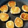 ラフロイグ31年's cooksnap of when they made お弁当に◎はんぺんでツナマヨハンバーグ.