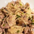 ホヌ♪'s cooksnap of when they made 簡単☆豚こまときのこのマヨ醤油炒め.