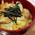 カナネ's cooksnap of when they made 柔らか鶏胸肉とお麩の絶品半熟親子丼.