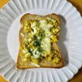 Ri→chan's cooksnap of when they made ゆで卵のカレーマヨチーズトースト♪.