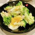 sanychang's cooksnap of when they made ブロッコリーと半熟卵のカレーマヨサラダ.