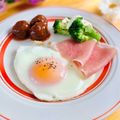 ねっちゃんっ's cooksnap of when they made 簡単♡目玉焼きに生ハム.