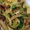 ゆみこっこ's cooksnap of when they made 簡単☆10分以下☆青梗菜としめじの卵炒め.