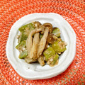 emiiem's cooksnap of when they made 【腸活】しめじとオクラの中華風ごま和え.