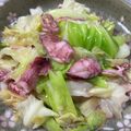 さっちゃん♡♡♡'s cooksnap of when they made 簡単！イカとキャベツのガーリック炒め.