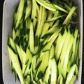Coちむ's cooksnap of when they made 全てに濃い緑が付く♡綺麗な胡瓜の千切り♪.