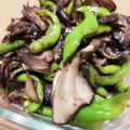 よるおそ's cooksnap of when they made 超簡単☆舞茸と獅子唐のイタリアンソテー.