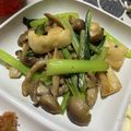 Halü★mama's cooksnap of when they made 小松菜、はんぺん、きのこのバター醤油炒め.