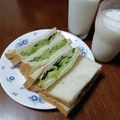 よちりん's cooksnap of when they made 塩もみきゅうりとハムのサンドイッチ.
