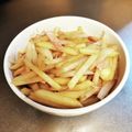 吉田武士's cooksnap of when they made じゃがいもとベーコンのコンソメ炒め.