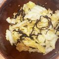 呑気なのんちゃん♪'s cooksnap of when they made 簡単やみつき！塩昆布和え【キャベツ】.