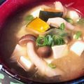 クック☆やーっ！'s cooksnap of when they made 豆腐としめじのお味噌汁.