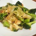ポテチ君's cooksnap of when they made 鶏肉とブロッコリーのしょうが炒め.