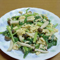 55才のおじさん's cooksnap of when they made ☆簡単☆小松菜とキノコの中華たまご炒め.