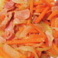 けい♥️'s cooksnap of when they made 簡単おかず！新玉ねぎと人参のコンソメ炒め.