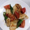モンチとチム's cooksnap of when they made 鶏むね肉とトマトとオクラのナンプラー炒め.