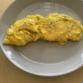 ピーナッツ子♪'s cooksnap of when they made チーズオムレツ.