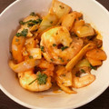 caruga's cooksnap of when they made 簡単♡海老と玉ねぎのオーロラ炒め♪.
