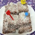 マリ0323's cooksnap of when they made 材料4つ！レミントンケーキ.