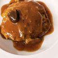 あやぴぃ♡'s cooksnap of when they made ■自家製ハンバーグのきのこカレーソース■.