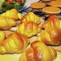 ぽてぽてぽてちゃん⭐'s cooksnap of when they made ふわふわ♡かぼちゃのロールパン.