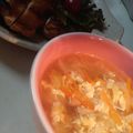 みおっぺ☆'s cooksnap of when they made 春キャベツと卵のふわふわ春色スープ♪.