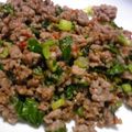 ponsyuke♪'s cooksnap of when they made セロリを葉まで使い切る豚挽肉のピリ辛炒め.