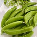 よしよしのキッチン☆'s cooksnap of when they made スナップえんどうのスジの処理方法.