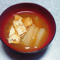 加藤律子's cooksnap of when they made ちょこっとこだわり☆揚げと大根のお味噌汁.