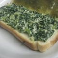 姉ぶた's cooksnap of when they made 大根葉が旨っ緑鮮やかグリーントースト.