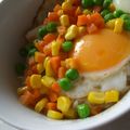 そらうた's cooksnap of when they made 簡単ご飯♪目玉焼き＆ミックスベジタブル丼.