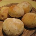 BubblyWat's cooksnap of when they made ヨーグルトと薄力粉でパン.