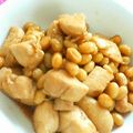 みっぺぴ's cooksnap of when they made 鶏もも肉と大豆のにんにく醤油煮.