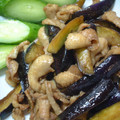 myukitty's cooksnap of when they made 茄子と鶏皮の炒め物.