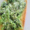 ＊ｈａｎａｃａｆｅ＊'s cooksnap of when they made 大根葉が旨っ緑鮮やかグリーントースト.