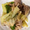 クックZFKRE9☆'s cooksnap of when they made 豚こまキャベツのピリ辛炒め.