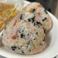 Tuyu☆'s cooksnap of when they made 梅とわかめの混ぜ込みおにぎり.