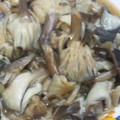 ユーロン's cooksnap of when they made ♪お弁当のおかずにバターしょうゆキノコ♪.