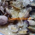 ねこしっぽ's cooksnap of when they made 超簡単あさりの白ワイン蒸し☆ガーリック味.