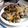 さかみや♪'s cooksnap of when they made 余ったハンバーグで★肉詰めピーマン.