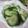 miyuki12's cooksnap of when they made にんにく風味のきゅうりの浅漬け.