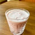 あっちゃんキッチン♪'s cooksnap of when they made 苺にはこれ！練乳、砂糖、ミルクで決まり〜.