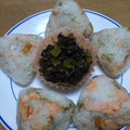 ひな丸丸's cooksnap of when they made 焼き鮭＆とろろ昆布のおにぎり.