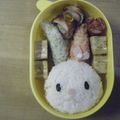 3姉妹ちゃんママ's cooksnap of when they made ウサハナのお弁当（キャラ弁）.